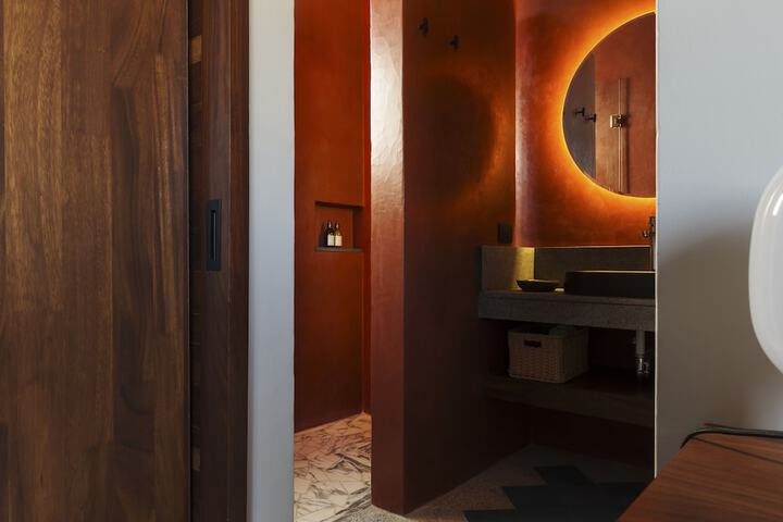 Room 43 of 56