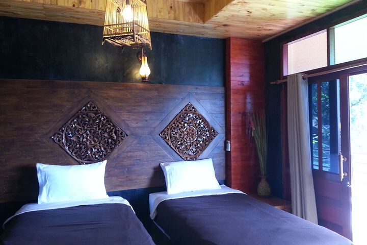 Room 15 of 68