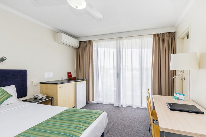 Room 7 of 36