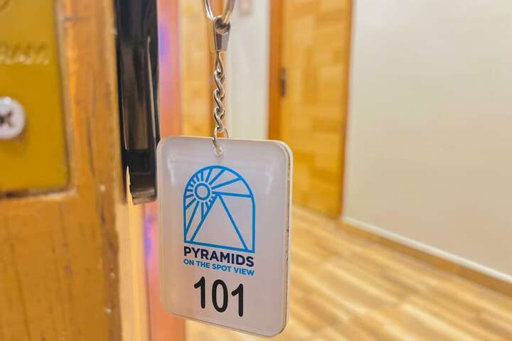 Room 15 of 63