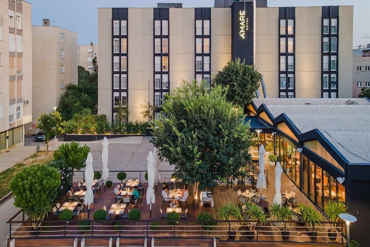Hotel Amare