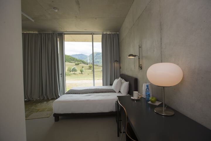 Room 13 of 67