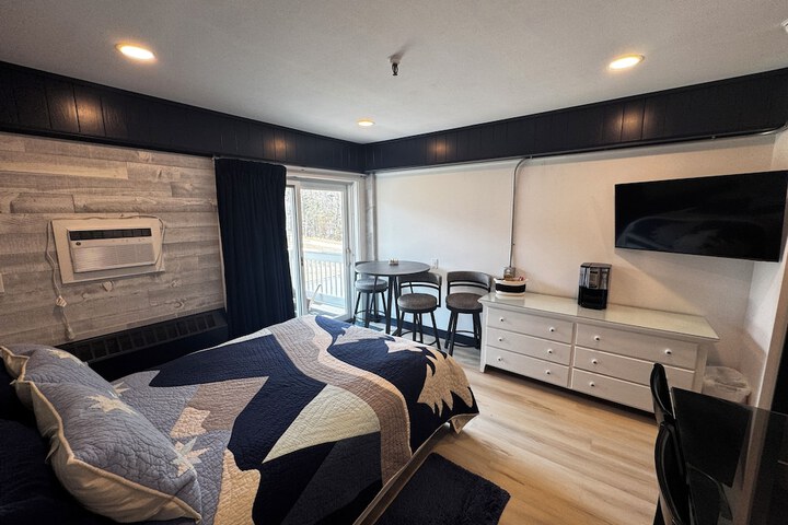 Room 57 of 125