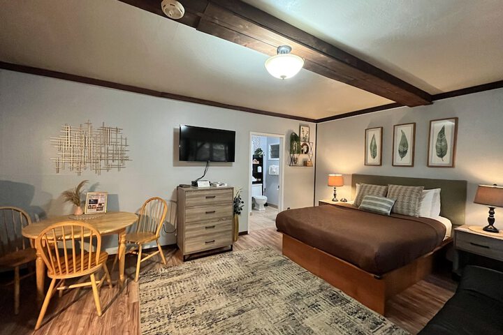 Room 21 of 90