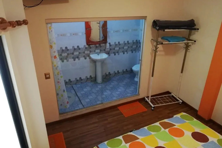 Room 8 of 11