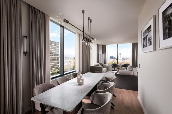 Room 9 of 95