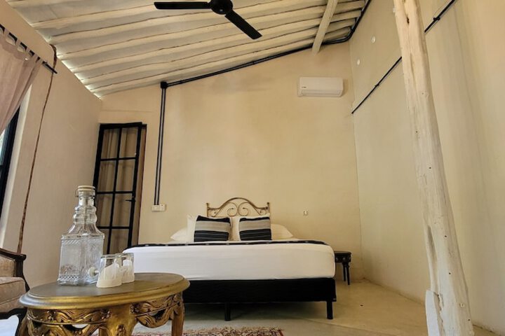 Room 14 of 81