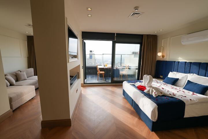 Room 16 of 75