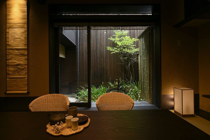 Room 27 of 52