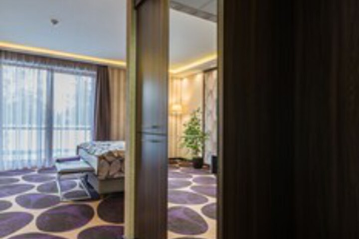 Room 29 of 42
