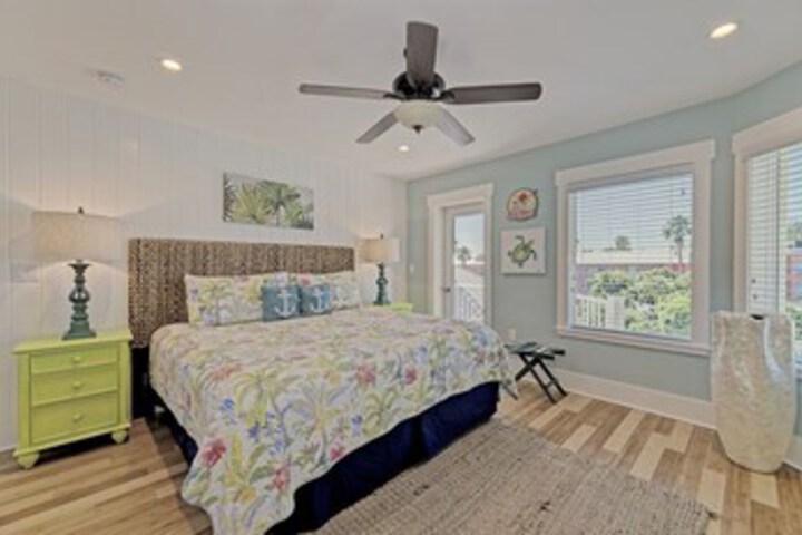 Room 17 of 25
