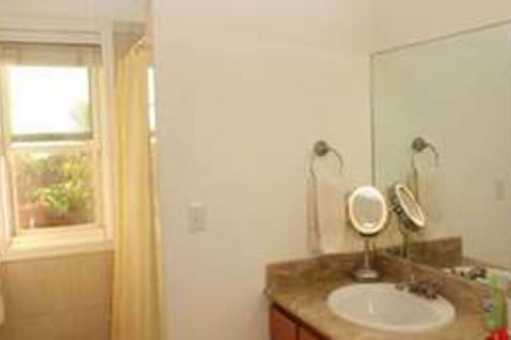 Room 2 of 20