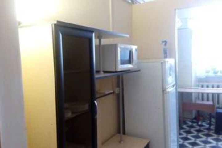 Room 12 of 19