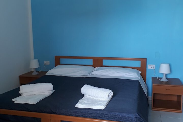 Room 10 of 41