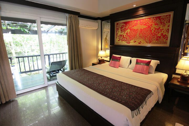 Room 16 of 64