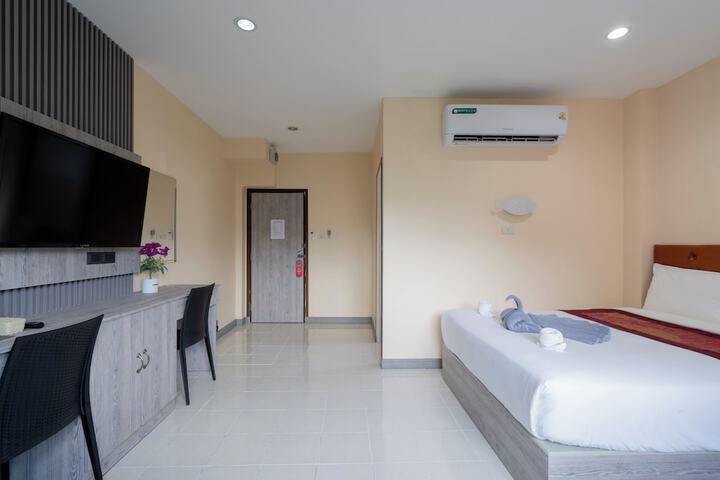 Room 14 of 63