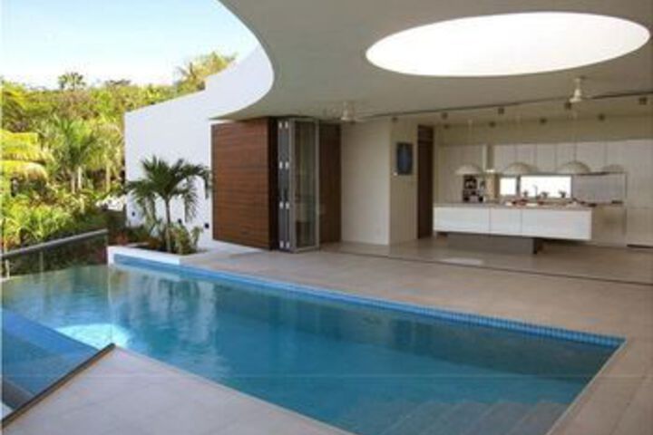 Pool 23 of 28