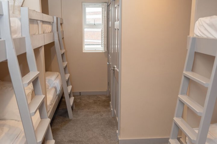 Room 11 of 54