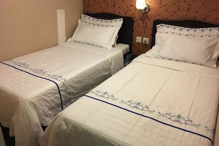 Room 38 of 73