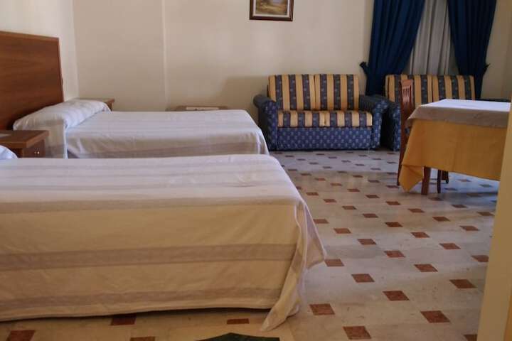 Room 5 of 54