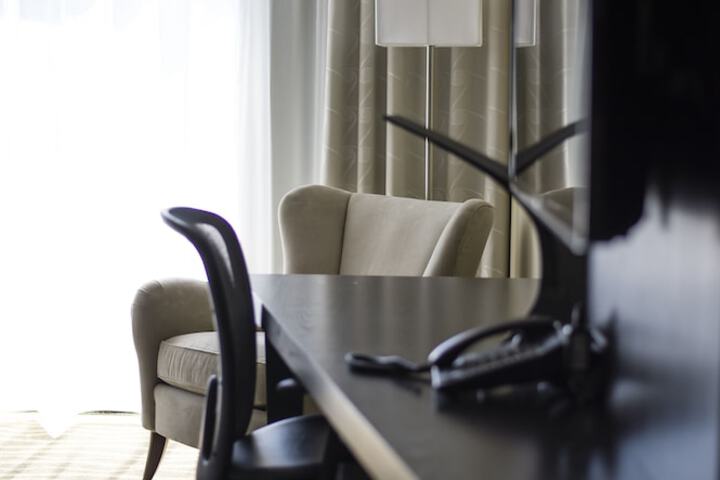 Room 42 of 79