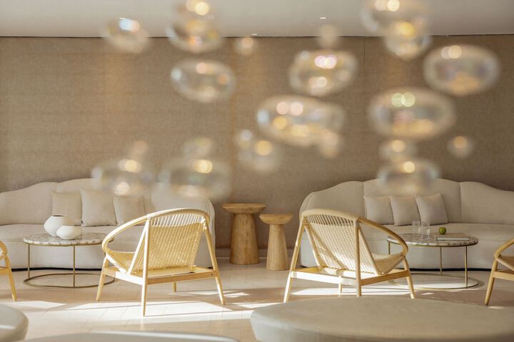 Hotel Interior 72 of 136