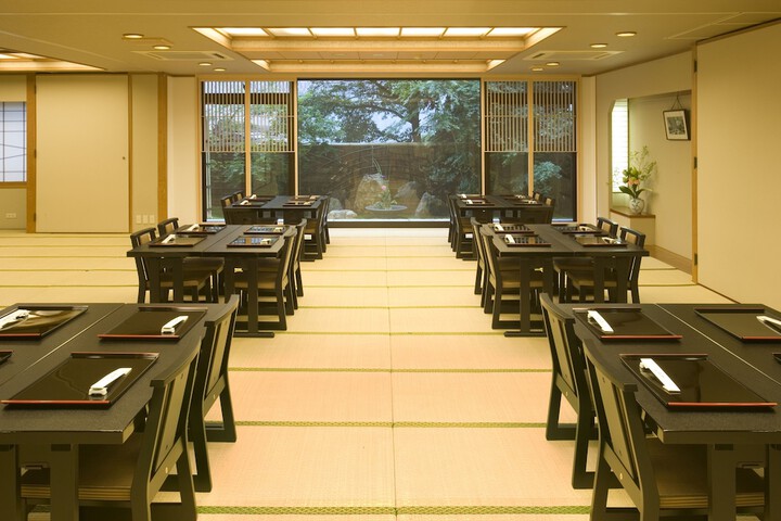 Dining Photos