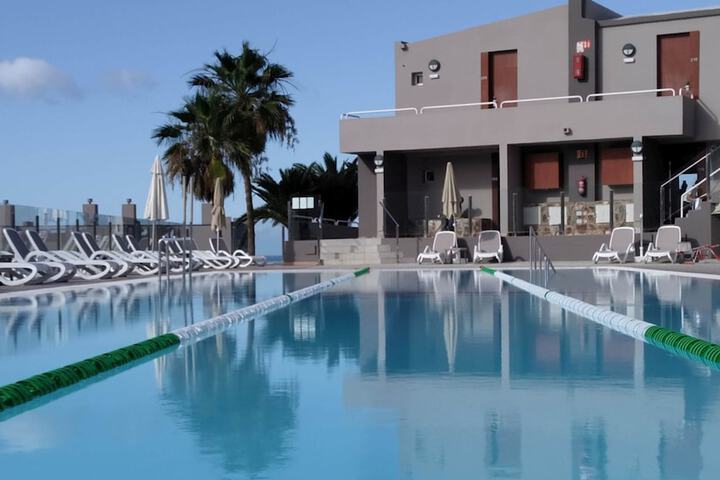 Pool 35 of 52
