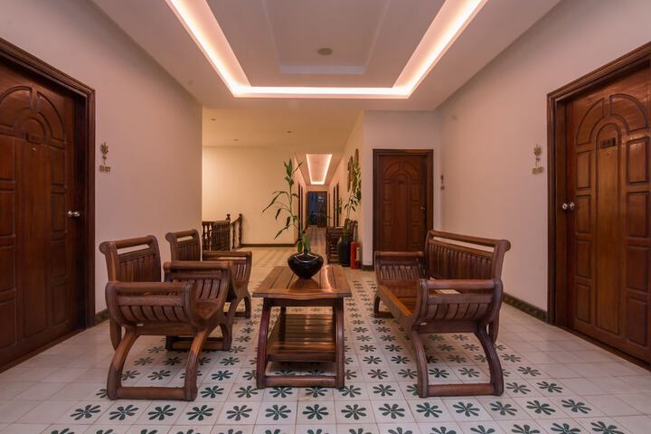 Hotel Interior 9 of 116