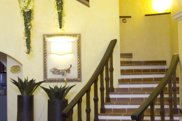 Hotel 3 of 142