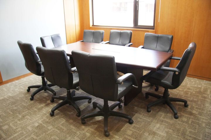 Business Center 66 of 69