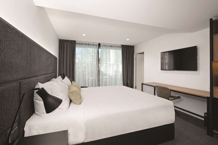Room 40 of 84