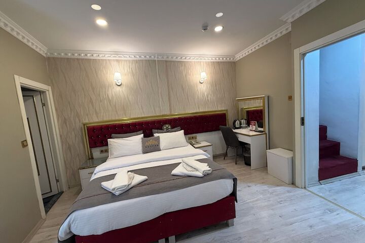 Room 35 of 110