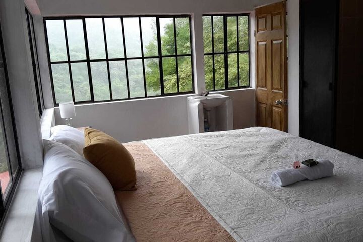 Room 21 of 26