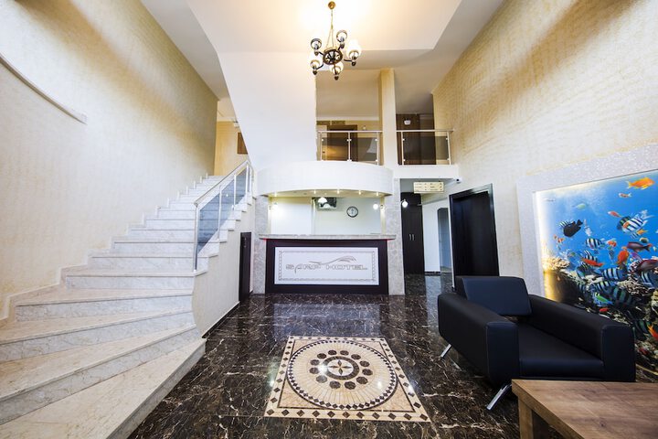 Guest Lobby