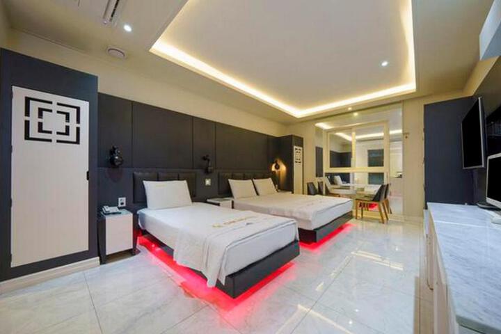 Gumi Okgye Luxury Self Check-in hotel