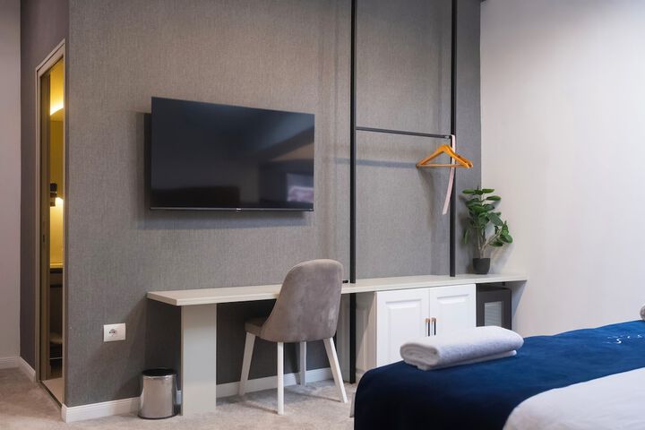 Room 16 of 55