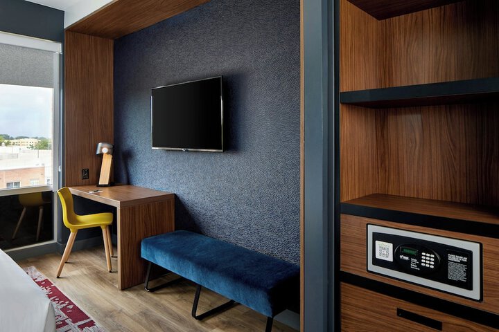 Room 22 of 101
