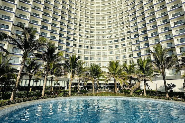 Hotel 67 of 71