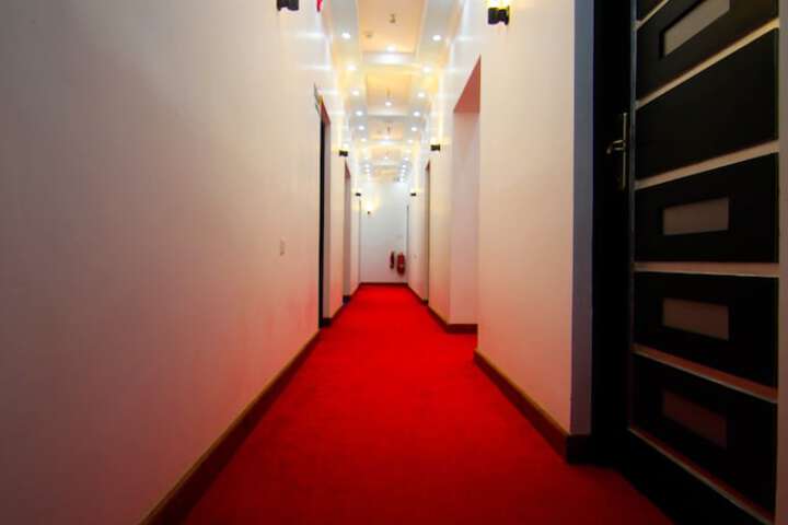 Hotel 3 of 230
