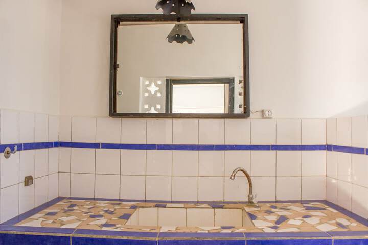 Room 15 of 24