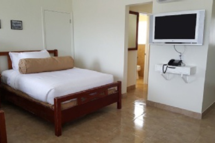 Room 573 of 695
