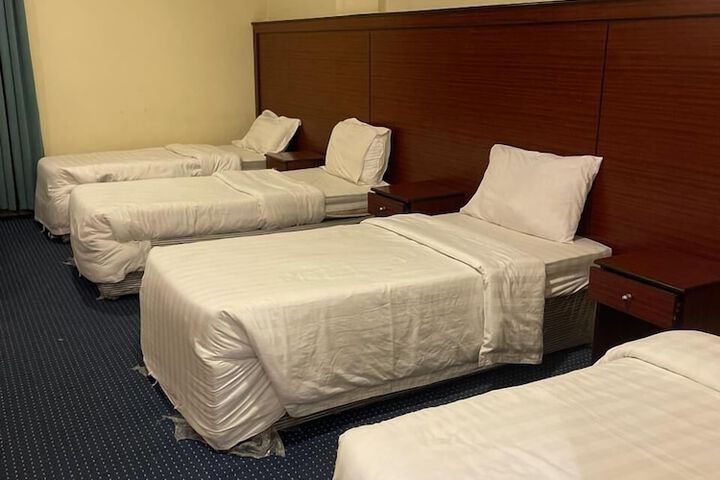 Room 3 of 13