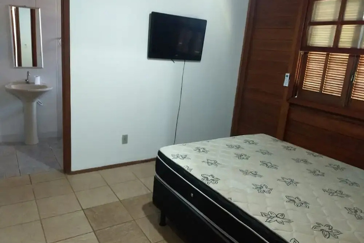 Room 4 of 21
