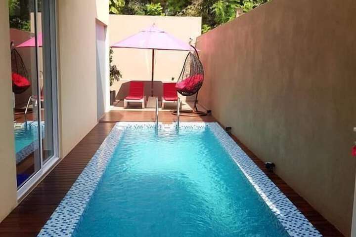 Pool 29 of 38