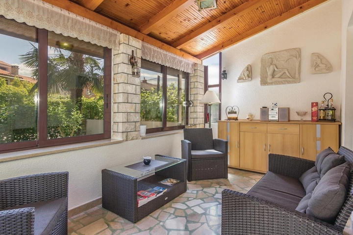 Terrace/Patio 7 of 18