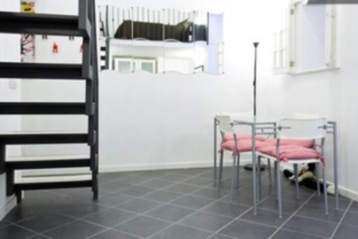 Room 5 of 22