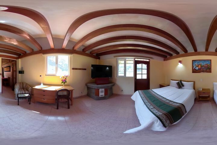Room 7 of 24