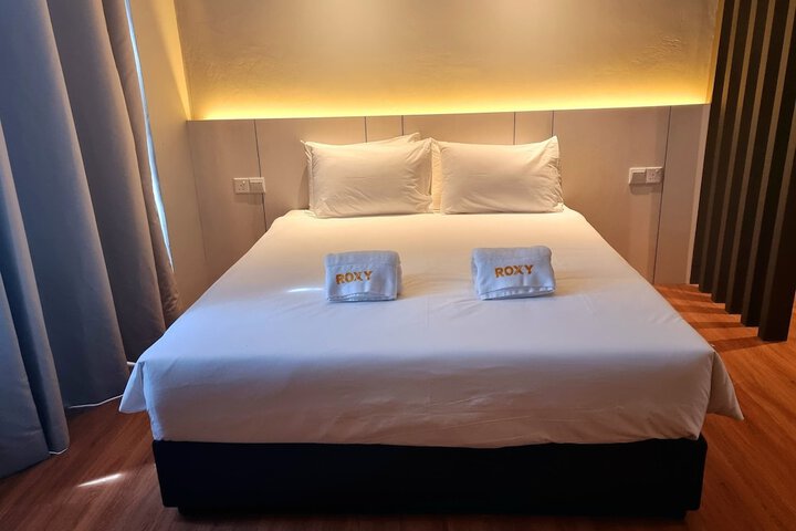 Room 7 of 25