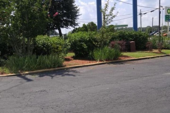 Property Grounds 17 of 26